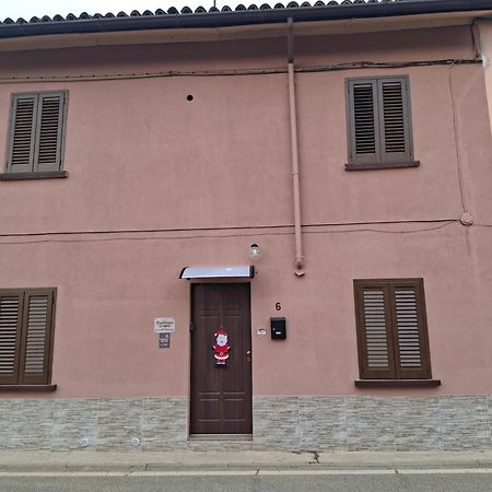 B&B " La Casetta " Vernate Bagian luar foto